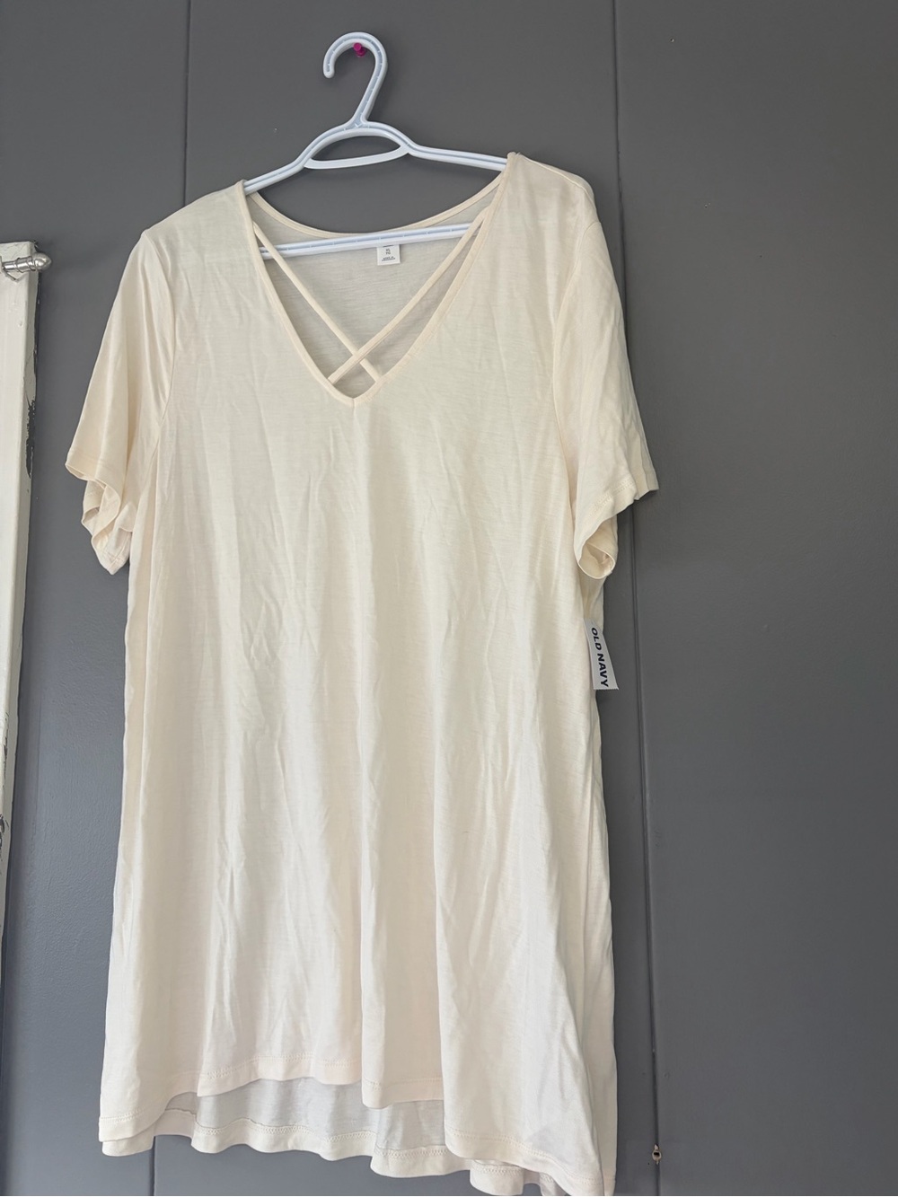 Old Navy Cream V-Neck Short Sleeve Tunic with Cross-Strap Detail